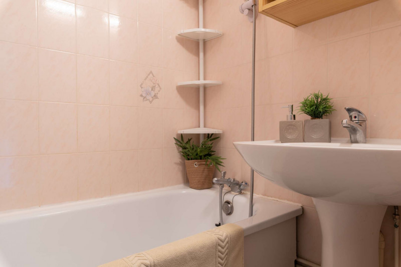 _clients_106517002_photos_72j_8422827