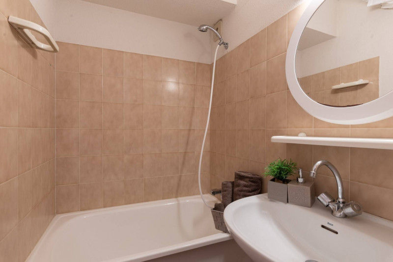 _clients_106517002_photos_82g_8065746