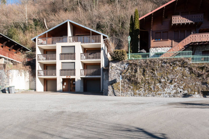 _clients_106517002_photos_95j_8272983