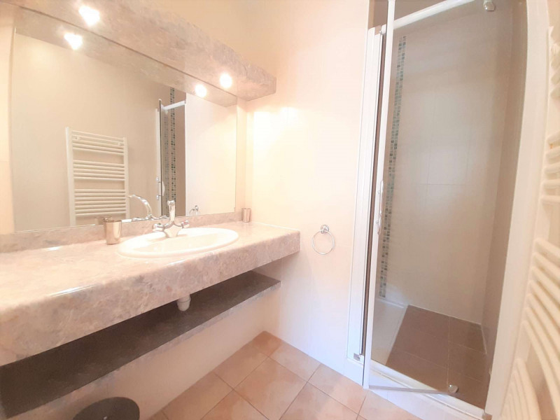 _clients_106517003_photos_381q_8255926