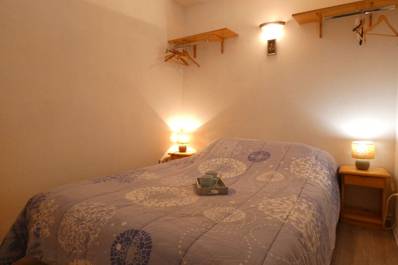 _clients_106517003_photos_466j_8231824