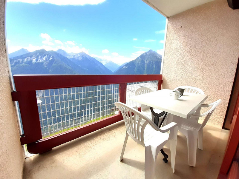 _clients_106517003_photos_769j_8122471