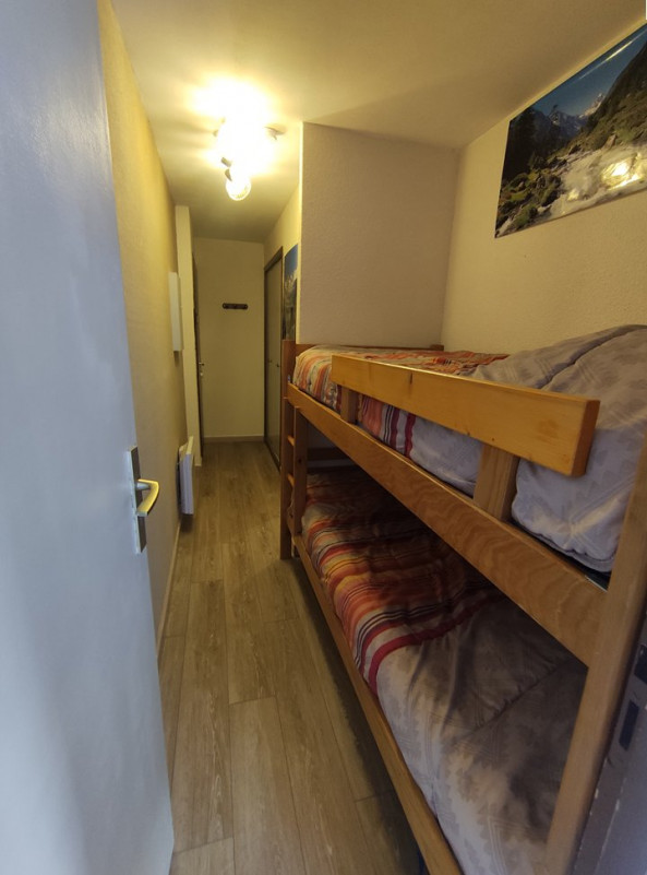 _clients_106517101_photos_171j_8555564