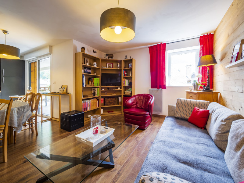 l-appart-de-lary-location-d-appartement-a-saint-lary-photographie-80-7324025