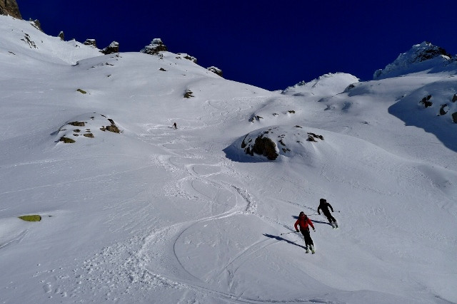 ski-de-randonn-e-2-bureau-des-guides-web-7288116
